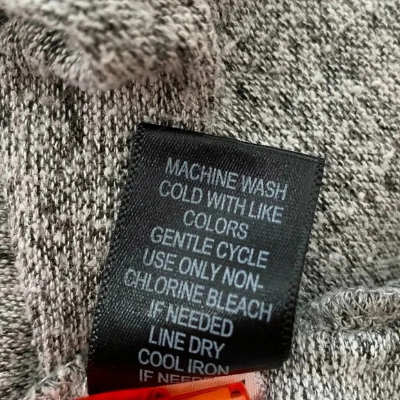 TORRID 3 V-Neck Lace-Up Shoulder Sweater Heather Gray Plus 3X 22W 24W Super Soft - Picture 7 of 11